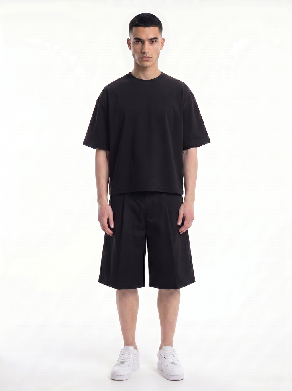 WIDE-LEG PLEATED SHORTS - BLACK