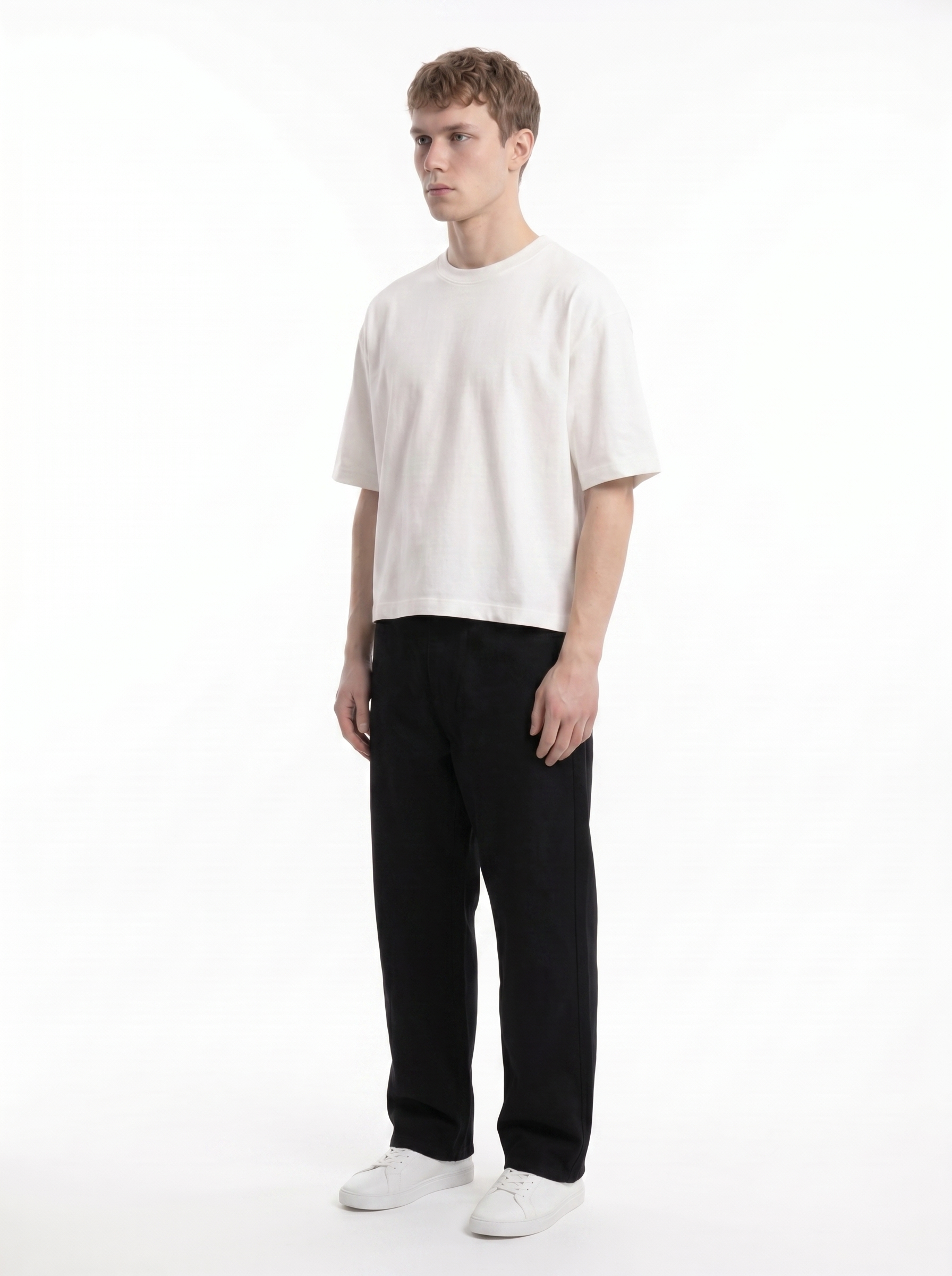 BASIC HEAVYWEIGHT T-SHIRT - WHITE