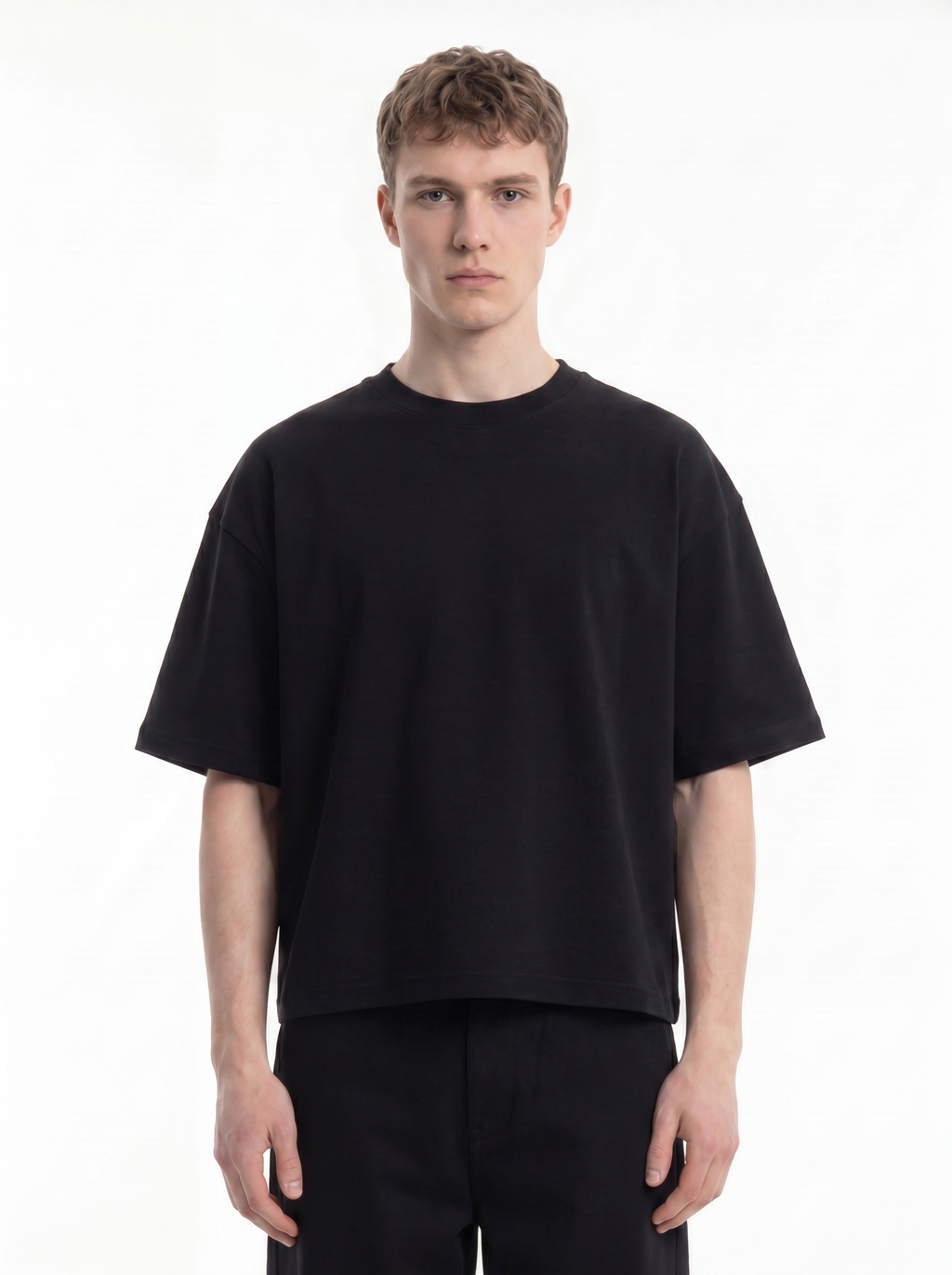 BASIC HEAVYWEIGHT T-SHIRT - BLACK