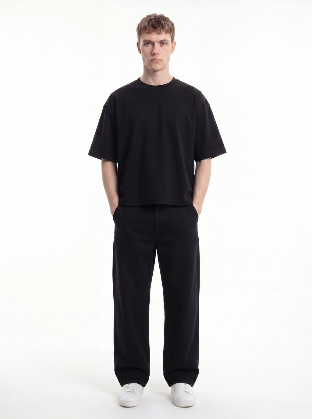 BASIC HEAVYWEIGHT T-SHIRT - BLACK