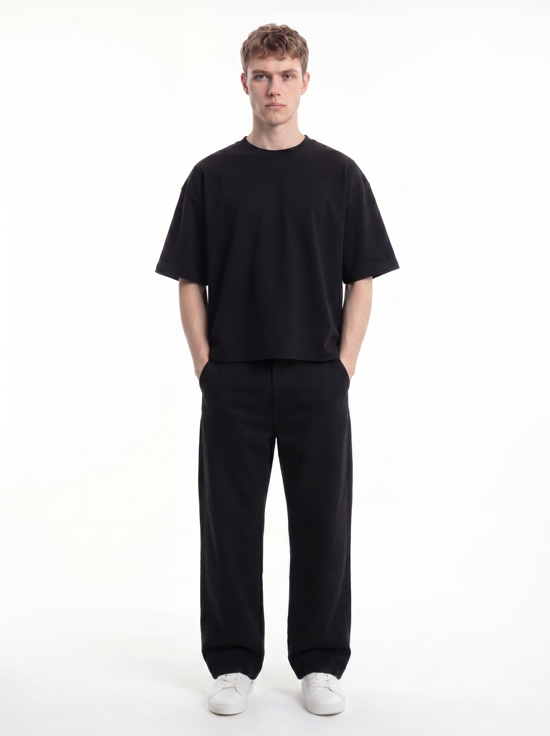 BASIC HEAVYWEIGHT T-SHIRT - BLACK