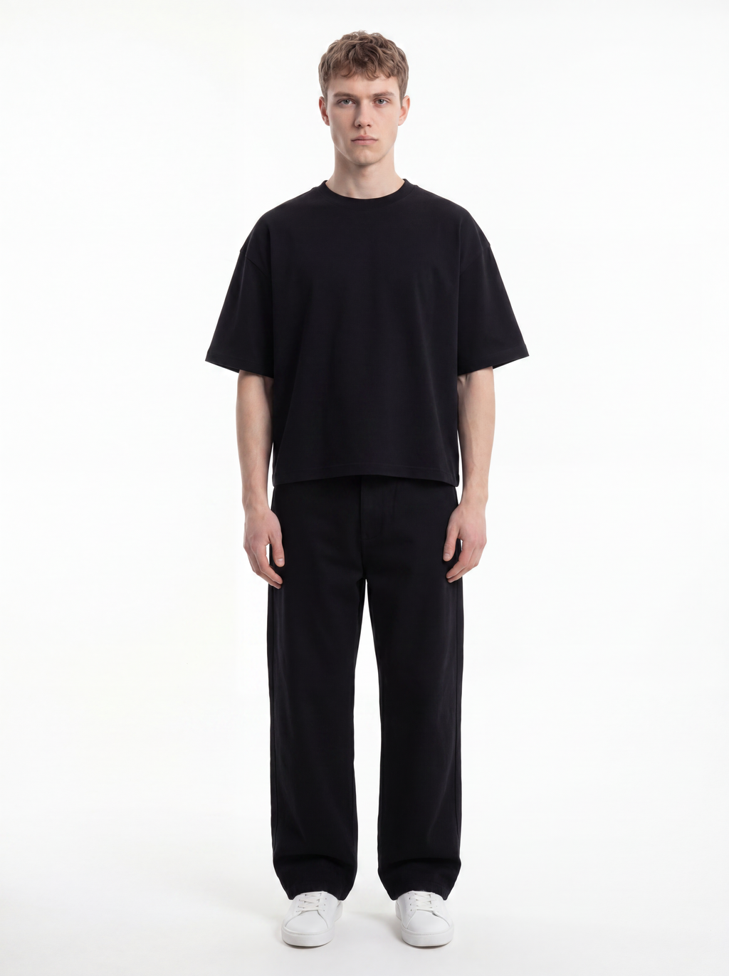 BASIC HEAVYWEIGHT T-SHIRT - BLACK