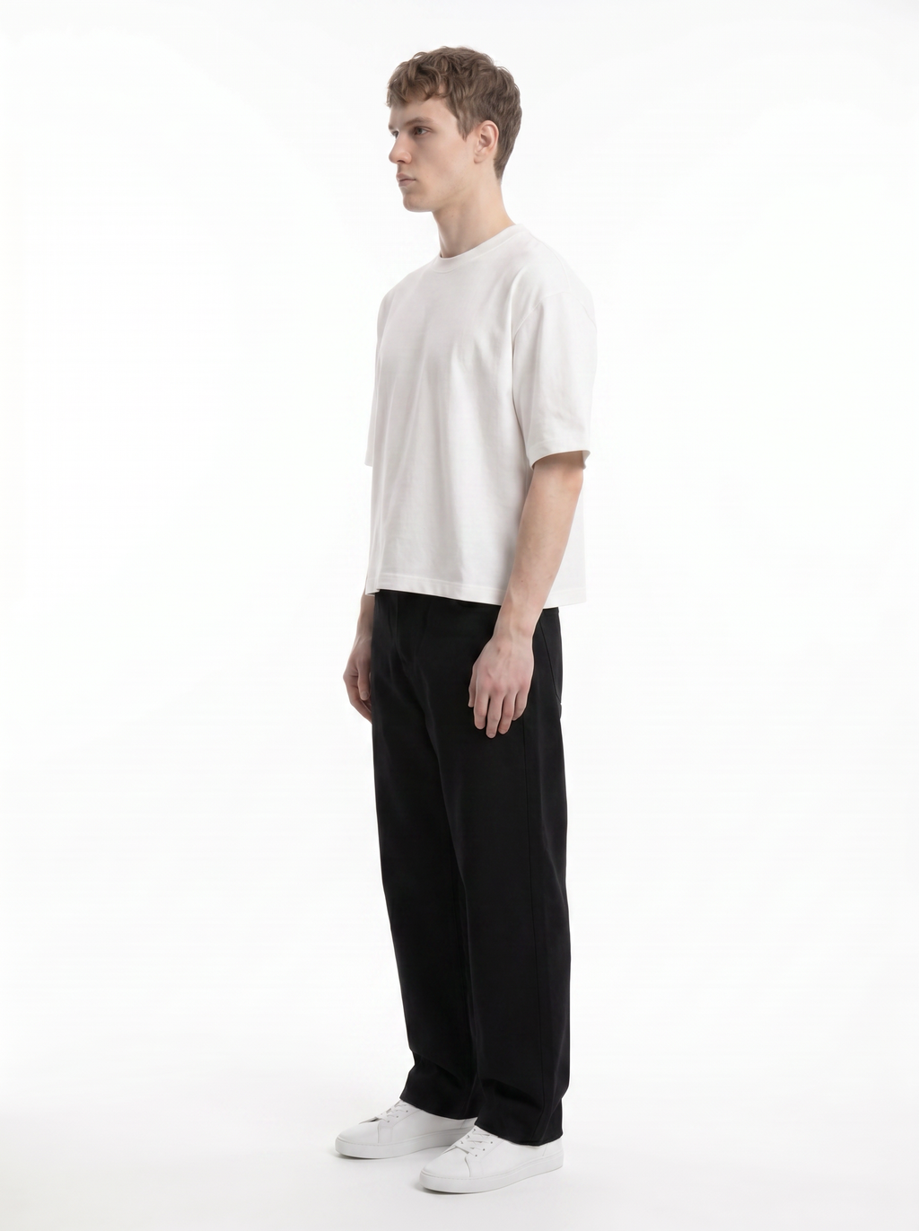 BASIC HEAVYWEIGHT T-SHIRT - WHITE