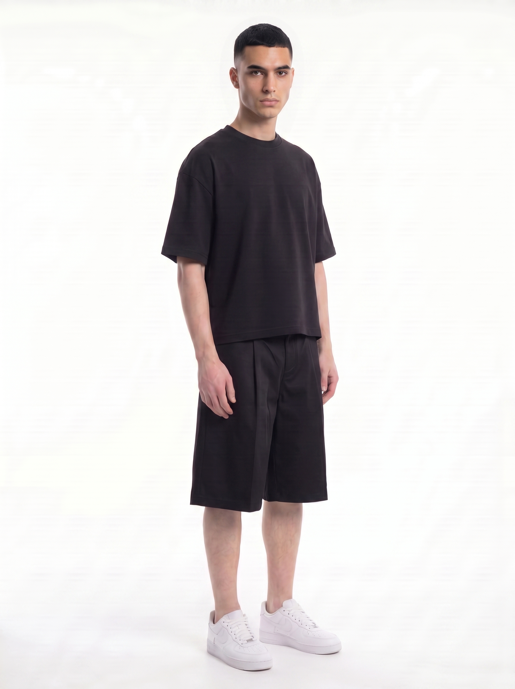 WIDE-LEG PLEATED SHORTS - BLACK